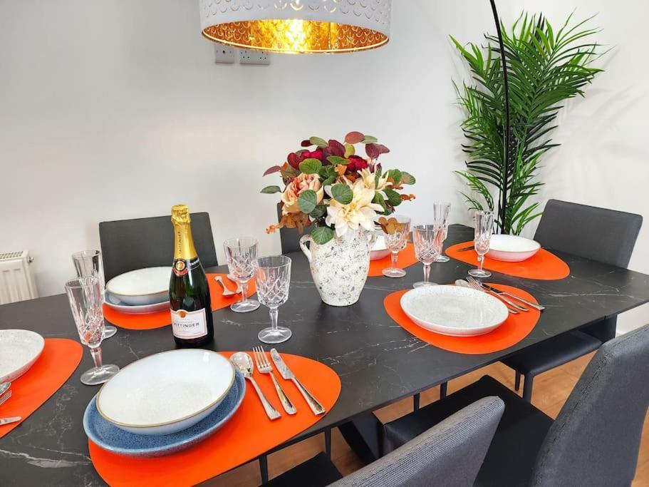 Hutchcomb Villa, 4 Bed Luxury House,Oxford+Parking Kültér fotó