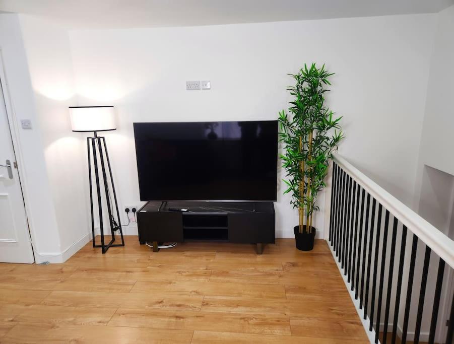 Hutchcomb Villa, 4 Bed Luxury House,Oxford+Parking Kültér fotó