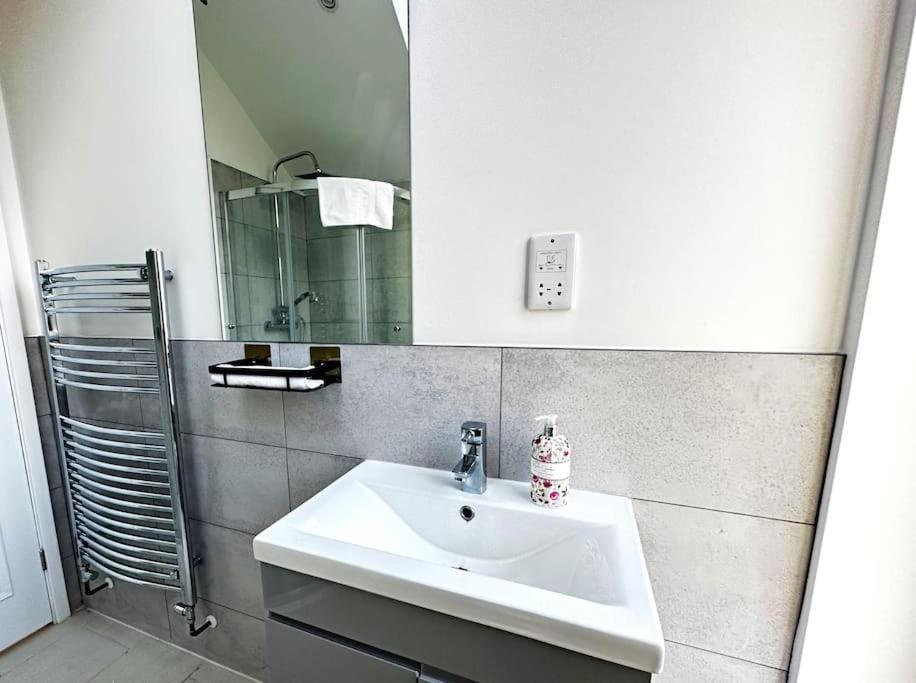 Hutchcomb Villa, 4 Bed Luxury House,Oxford+Parking Kültér fotó